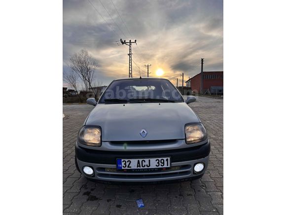 Sahibinden Renault Clio 1.4 RTA Klima& hidrolik direksiyon 