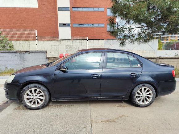 Sahibinden Volkswagen Jetta 1.6 TDi Primeline 2011 Model