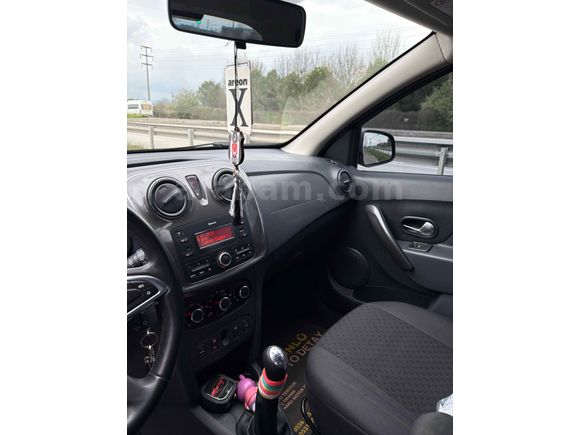 Sahibinden Dacia Sandero 1.5 BlueDCI Stepway 2019 Model  131.000 km Gri (metalik)