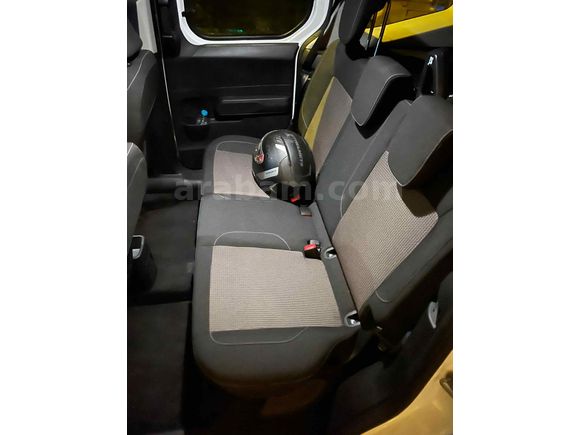 Sahibinden Ford Tourneo Courier 1.0 EcoBoost Deluxe 2025 Model 