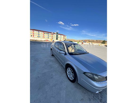 Sahibinden Renault Laguna 1.6 Privilege 2006 Model 