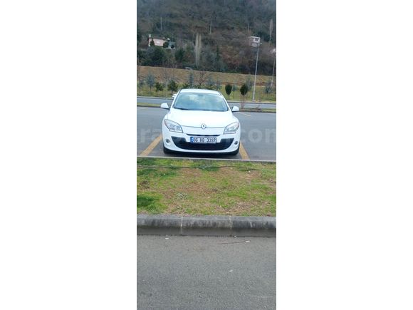 Sahibinden Renault Megane 1.6 Expression 2011 Model