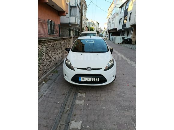 Sahibinden Ford Fiesta 1.4 TDCi Trend 2012 Model  280.500 km Beyaz