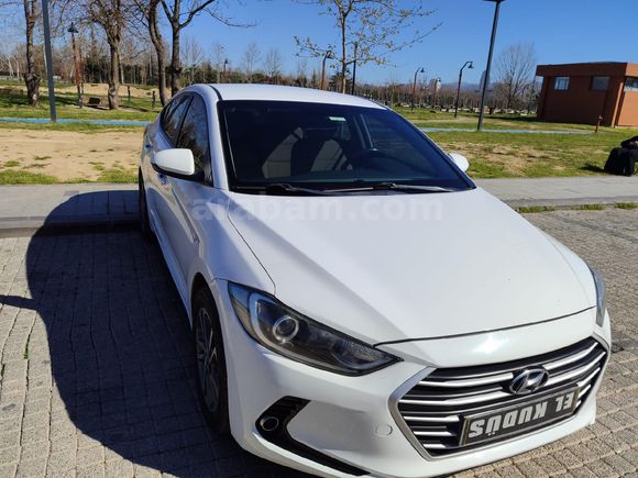 Sahibinden Hyundai Elantra 1.6 CRDi Style 2018 Model