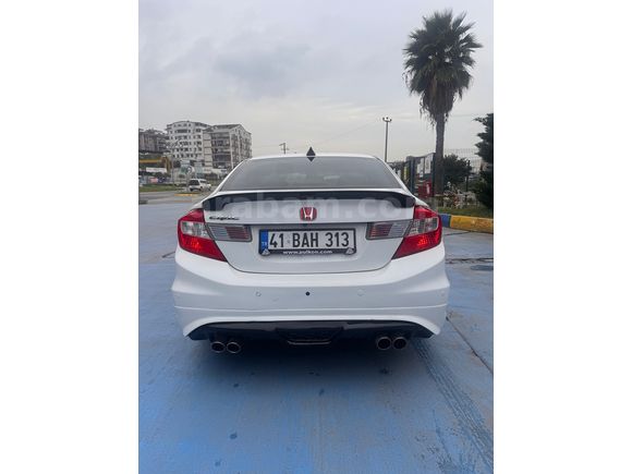 Sahibinden Honda Civic 1.6i VTEC Eco Elegance 2012 Model 