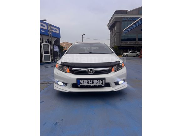 Sahibinden Honda Civic 1.6i VTEC Eco Elegance 2012 Model 