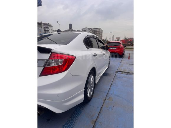 Sahibinden Honda Civic 1.6i VTEC Eco Elegance 2012 Model 