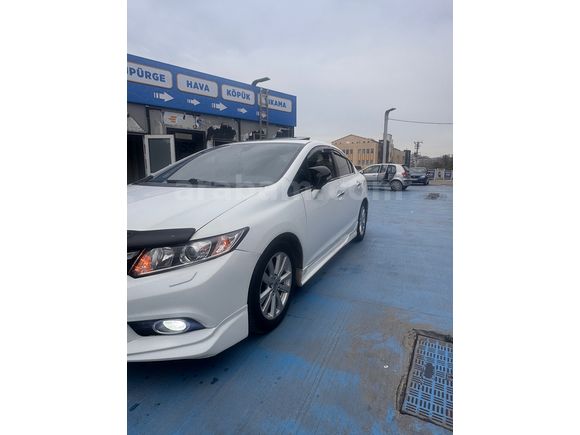 Sahibinden Honda Civic 1.6i VTEC Eco Elegance 2012 Model 