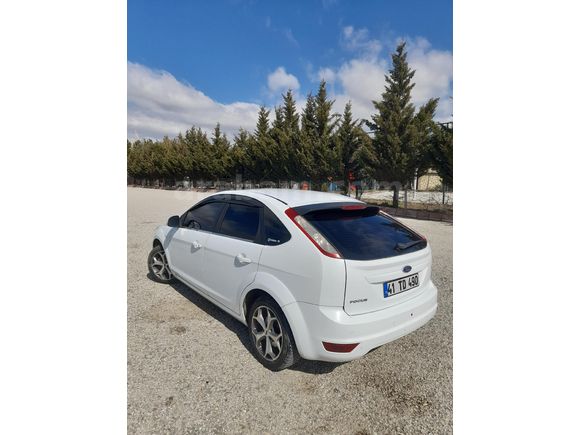 Sahibinden Ford Focus 1.6 Comfort 2011 Model