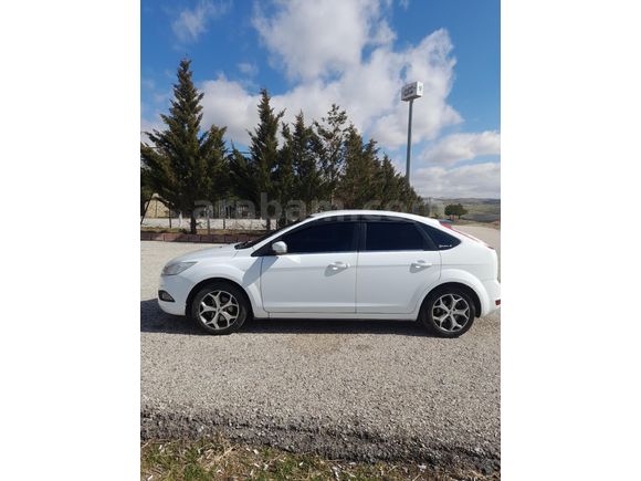 Sahibinden Ford Focus 1.6 Comfort 2011 Model
