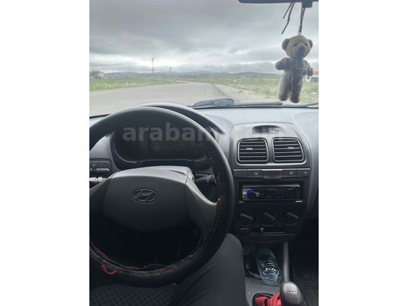 Sahibinden Hyundai Accent 1.5 1.5i GLS 2003 Model 