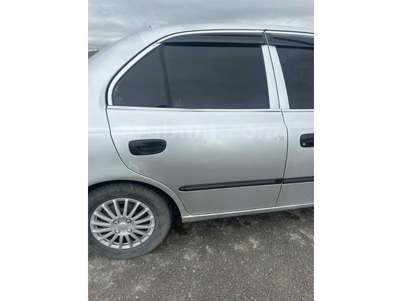 Sahibinden Hyundai Accent 1.5 1.5i GLS 2003 Model 