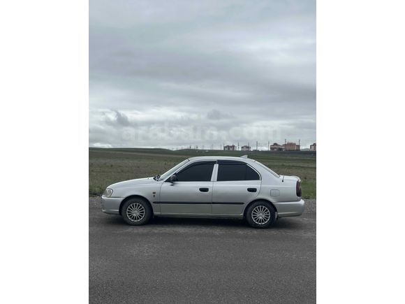 Sahibinden Hyundai Accent 1.5 1.5i GLS 2003 Model 