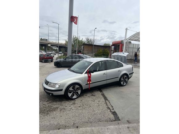 Sahibinden Volkswagen Passat 1.8 T Comfortline 2000 Model 