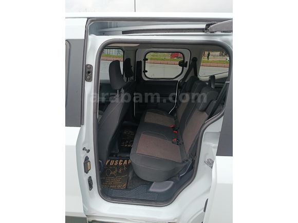 Sahibinden Ford Tourneo Courier 1.0 EcoBoost Deluxe 2025 Model  15.000 km Beyaz