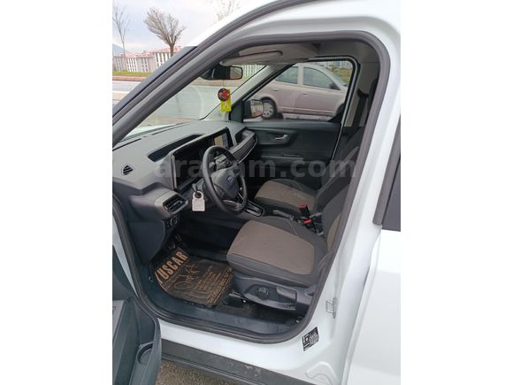 Sahibinden Ford Tourneo Courier 1.0 EcoBoost Deluxe 2025 Model  15.000 km Beyaz