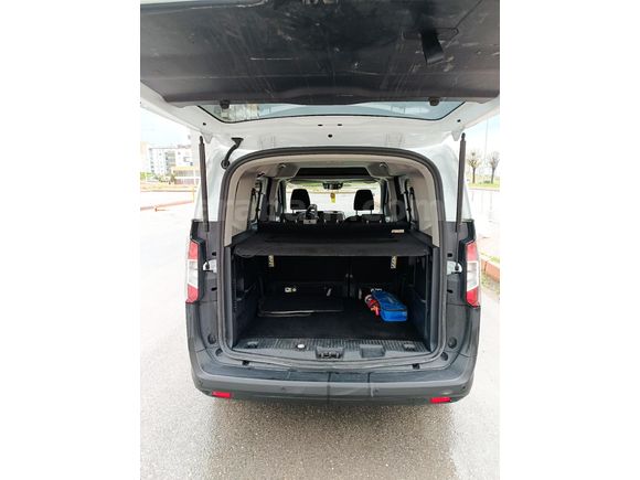 Sahibinden Ford Tourneo Courier 1.0 EcoBoost Deluxe 2025 Model  15.000 km Beyaz