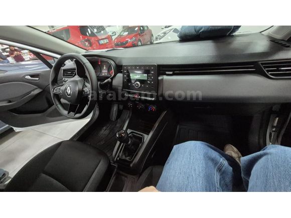 Sahibinden Renault Clio 1.0 SCe Joy 2021 Model  65.000 km Beyaz