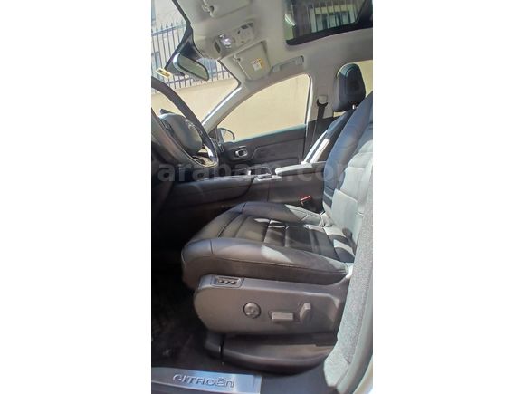 Sahibinden Citroen C5 Aircross 1.5 BlueHDI Shine Bold 2023 Model 35000 km full paket