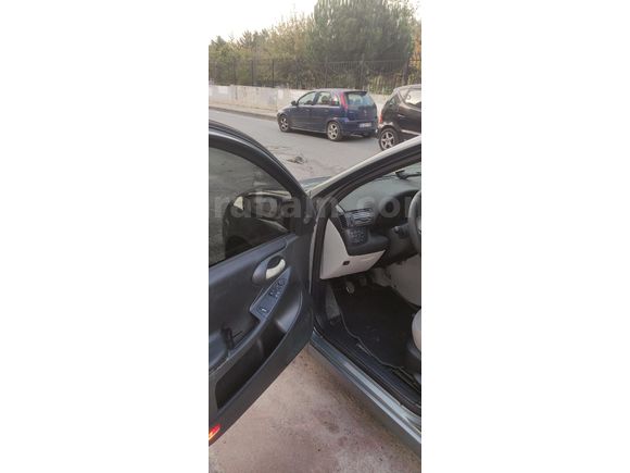 Sahibinden Fiat Stilo 1.6 Active 2005 Model