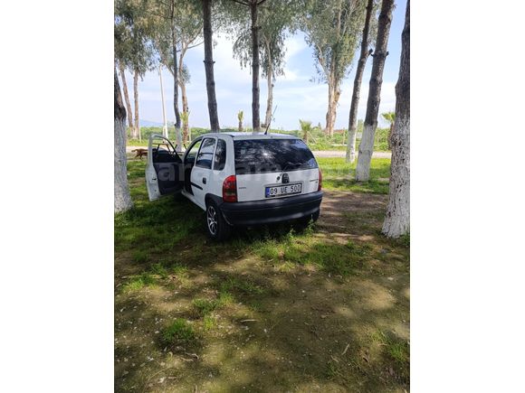 ikinci Sahibinden Opel Corsa 1.2 16 walf 2000 Model