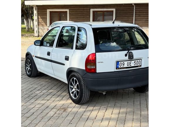 ikinci Sahibinden Opel Corsa 1.2 16 walf 2000 Model