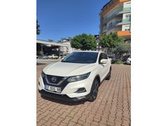 Sahibinden Nissan Qashqai 1.2 DIG-T Tekna 2018 Model  68500 km Beyaz