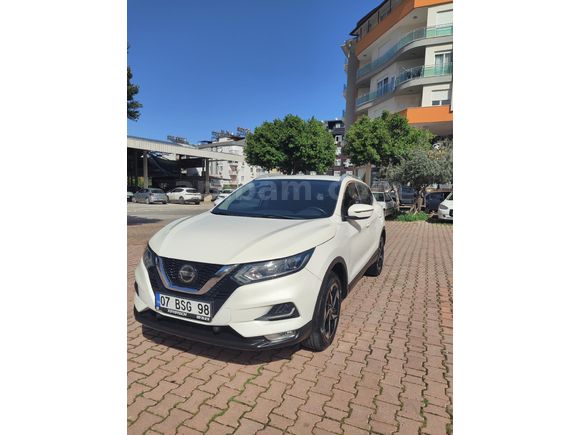 Sahibinden Nissan Qashqai 1.2 DIG-T Tekna 2018 Model  68500 km Beyaz