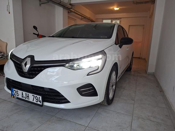 Sahibinden Renault Clio 1.0 TCe Touch 2023 Model