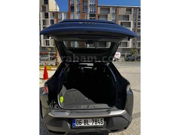 Sahibinden Firsat araci Peugeot e-3008