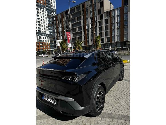 Sahibinden Firsat araci Peugeot e-3008
