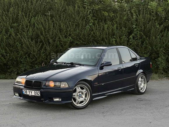 Sahibinden Değişensiz E36 BMW 320i   