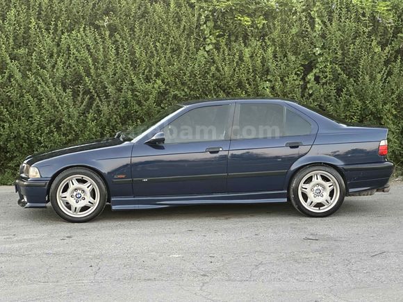 Sahibinden Değişensiz E36 BMW 320i   