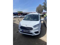 Sahibinden Ford Tourneo Courier 1.5 TDCi Titanium 2022 Model 6 ileri dir 