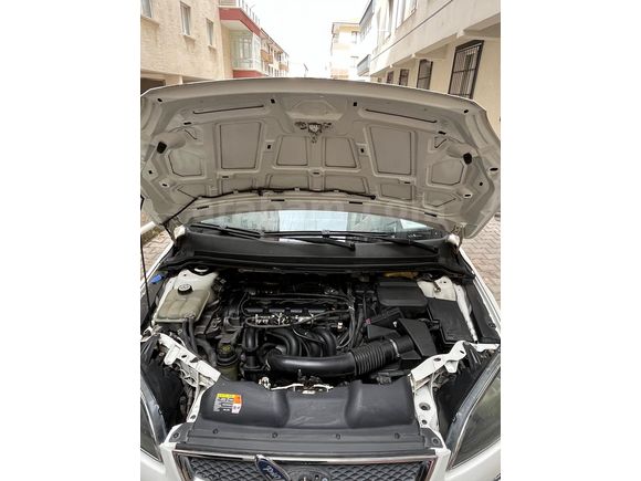 Sahibinden Ford Focus 1.6 Trend 2006 Model