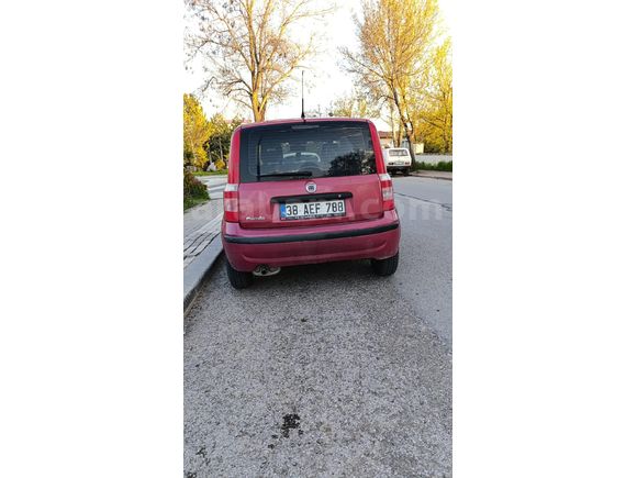 Sahibinden Fiat Panda 1.2 Dynamic 2011  Model  Bayan memurdan temiz bakımlı araç
