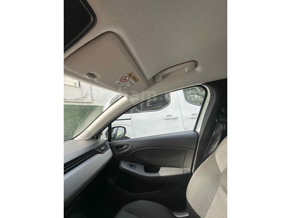 Sahibinden Renault Clio 1.0 TCe Joy 2022 Model 