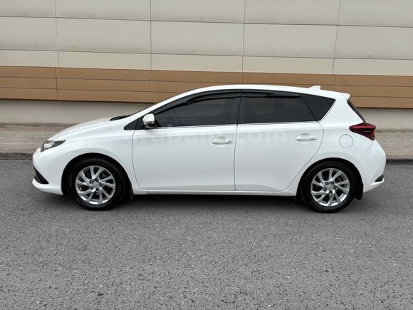 Sahibinden Toyota Auris 1.6 Active 2015 Model  195.000 km Beyaz