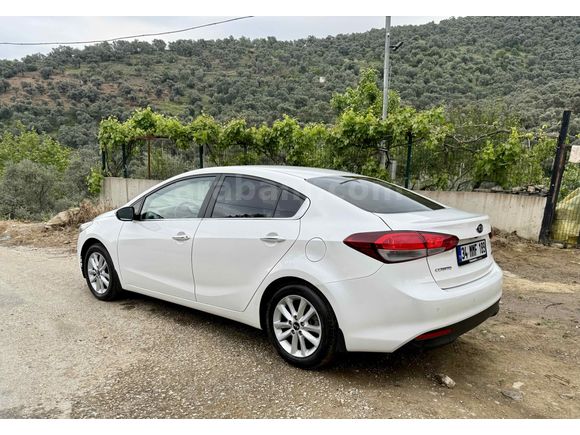 Sahibinden Kia Cerato 1.6 CRDi Concept Plus 2016 Model 
