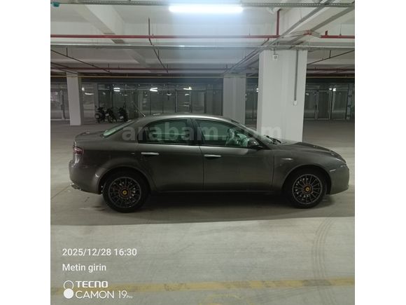 Sahibinden Alfa Romeo 159 1.9 JTD Distinctive 2008 Model