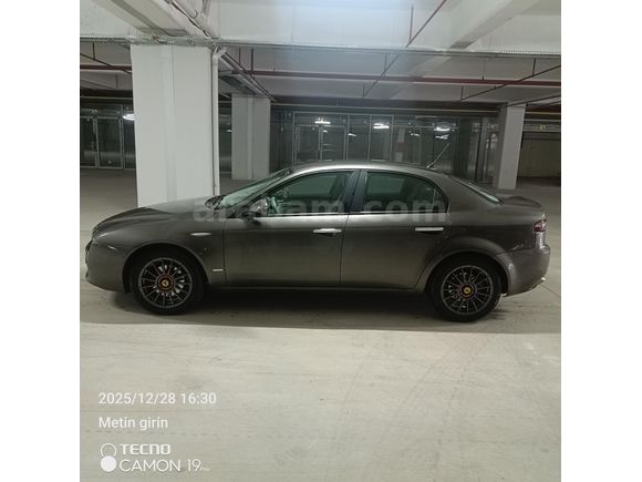 Sahibinden Alfa Romeo 159 1.9 JTD Distinctive 2008 Model