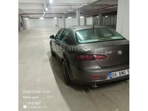 Sahibinden Alfa Romeo 159 1.9 JTD Distinctive 2008 Model