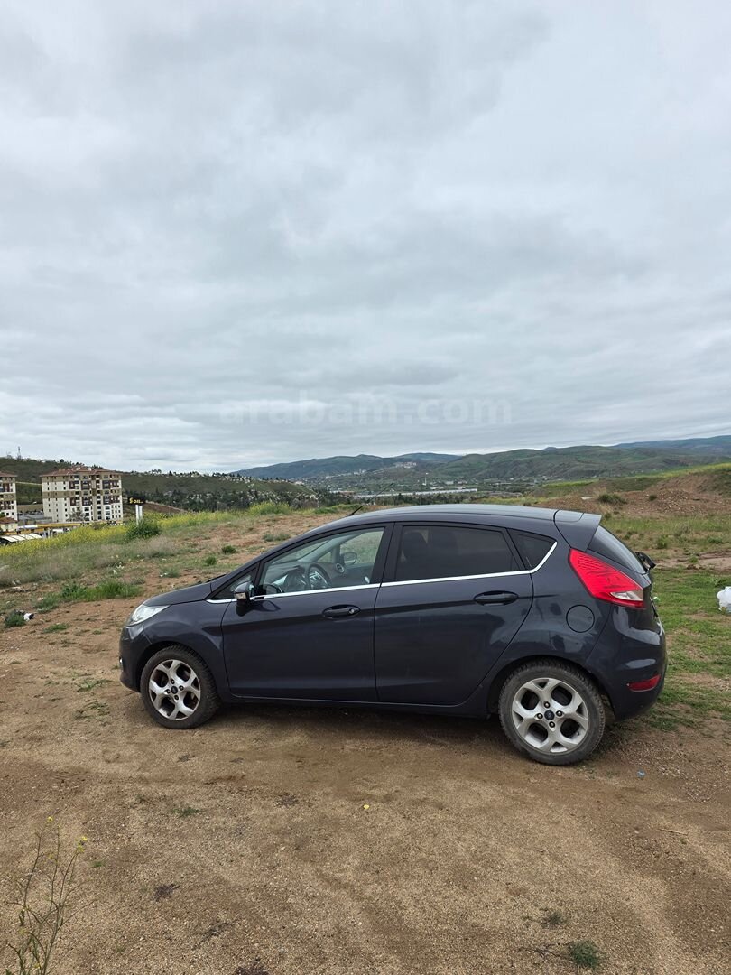 Sahibinden Ford Fiesta 1.4 Titanium 2011 Model 93.650 KM 7