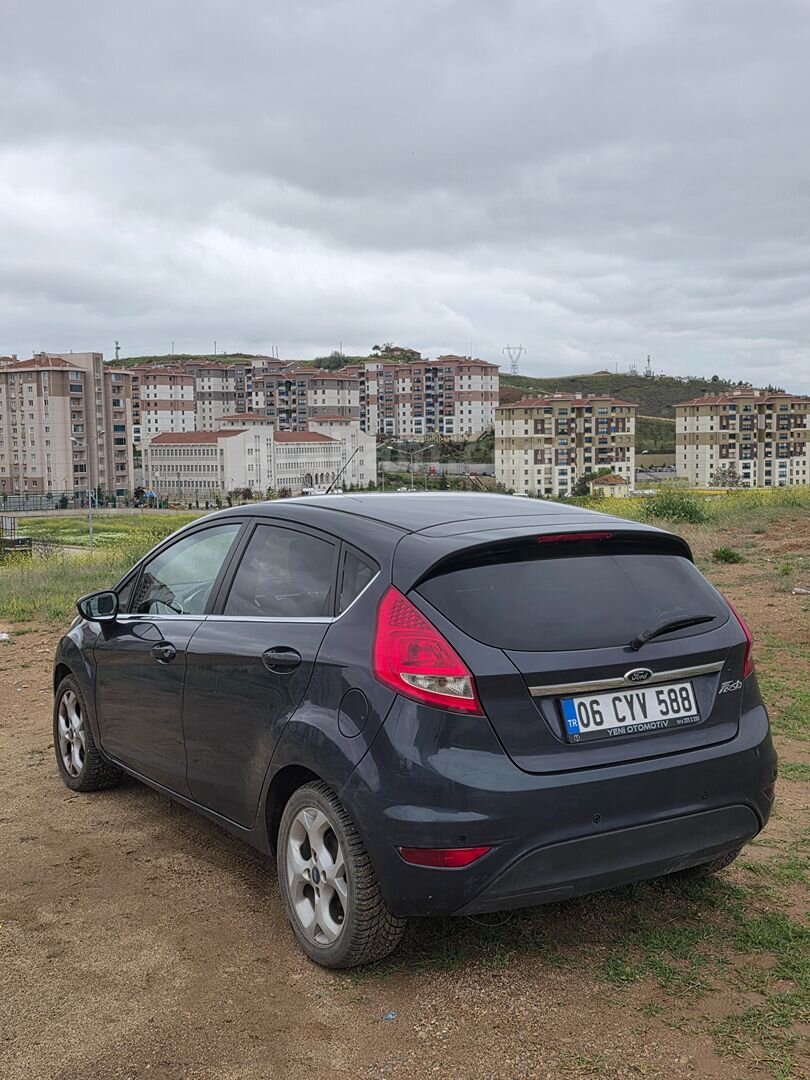 Sahibinden Ford Fiesta 1.4 Titanium 2011 Model 93.650 KM 5