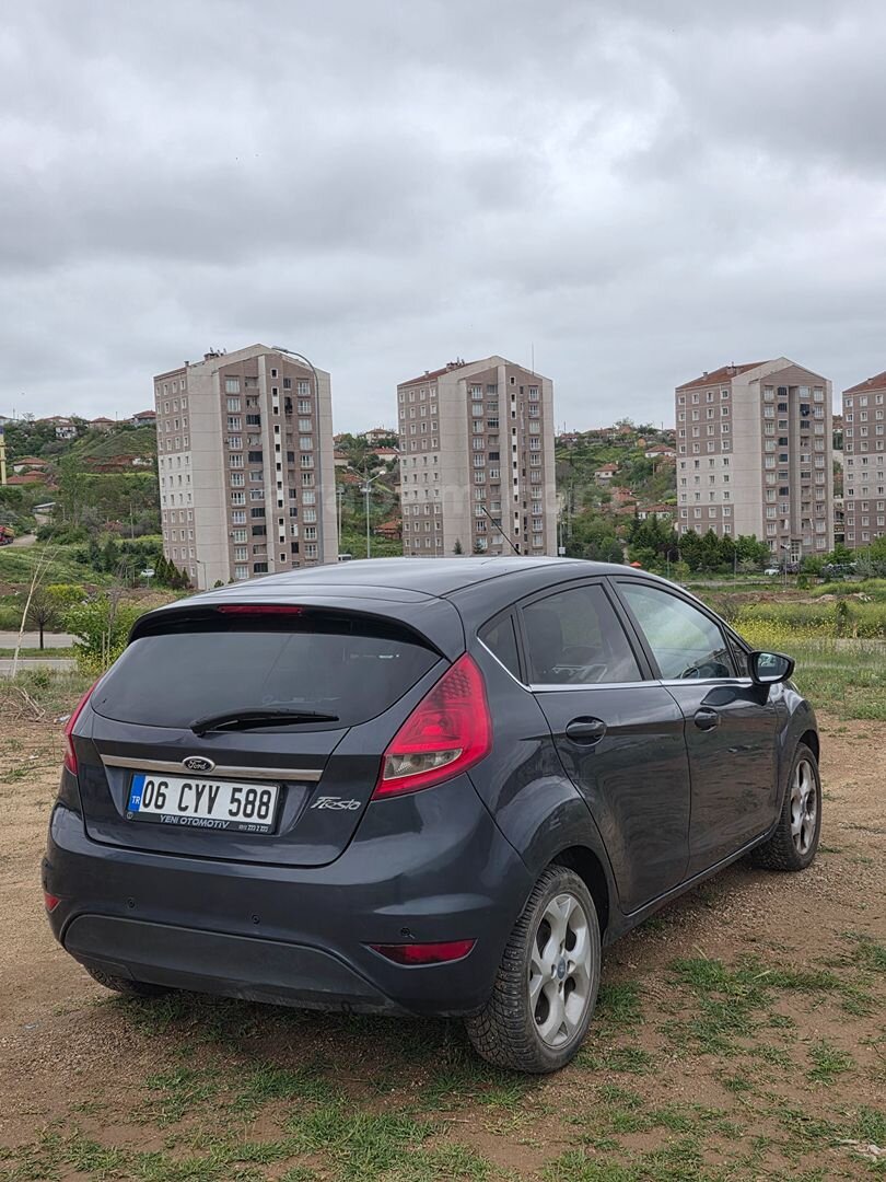 Sahibinden Ford Fiesta 1.4 Titanium 2011 Model 93.650 KM 6