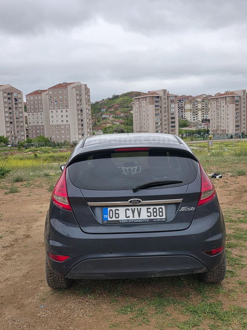 Sahibinden Ford Fiesta 1.4 Titanium 2011 Model 93.650 KM 4