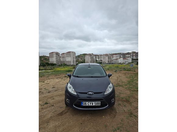 Sahibinden Ford Fiesta 1.4 Titanium 2011 Model 93.000 KM