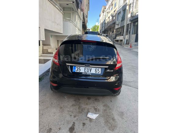 Sahibinden Ford Fiesta 1.4 Titanium 2009 Model 