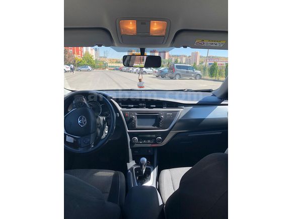 Sahibinden Aile aracı Toyota Auris 1.4 D-4D Active 2013 Model 