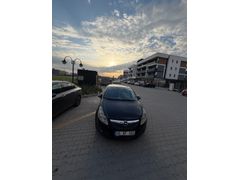 SANRUFLU DEĞİŞENSİZ HATASIZ OPEL CORSA BAYANDAN 
